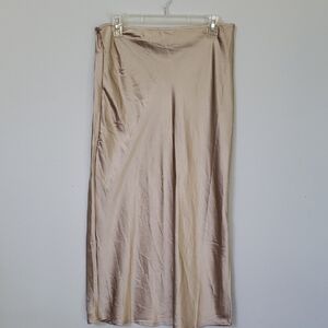 Old Navy Slip Skirt Women's L Satin Long Champagne Gold Stretch Full Flare Twirl